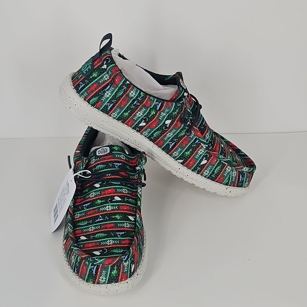Hey Dude Wally Fishmas Sweater Pine Green Mens 11 Outdoor Shoes New, NWB
